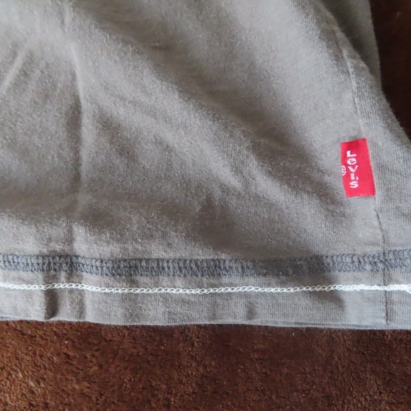 rare levis red tab tshirt the outsiders wildwest L grey - Picture 4 of 6